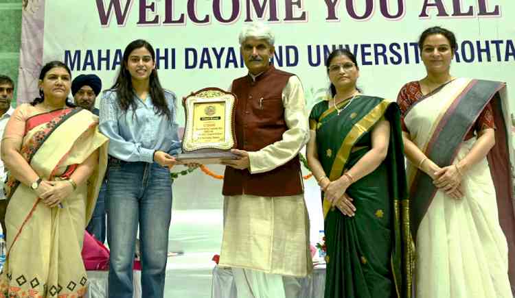 Olympian Shivani inaugurates the CBSE National Swimming Championship at University Campus School