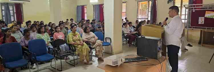 Dr. Vinod Kumar delivered thought-provoking lecture 