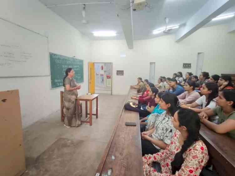Poshan Maah Kickstarted with Talk on “Recent Trends in Nutrition with Focus on Non-Communicable