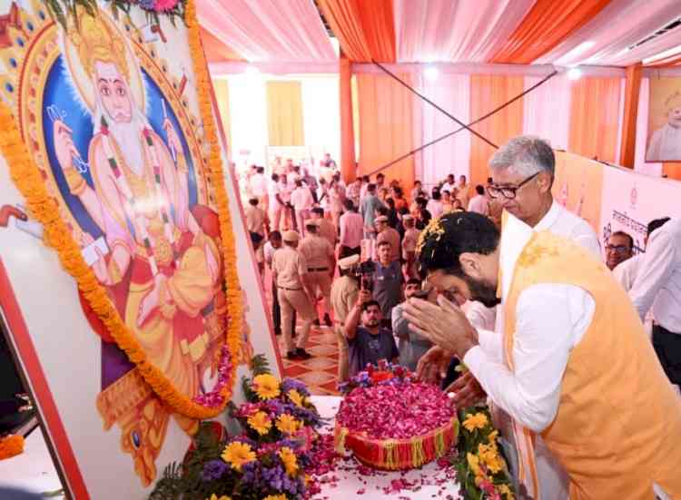 विश्वकर्मा जयंती और पीएम मोदी के जन्मदिन पर हरियाणा में कारीगरों को बड़ी सौगात, प्रशिक्षण प्राप्त कारीगरों को मिलेगा 5 हजार रुपये का टॉप-अप प्रोत्साहन