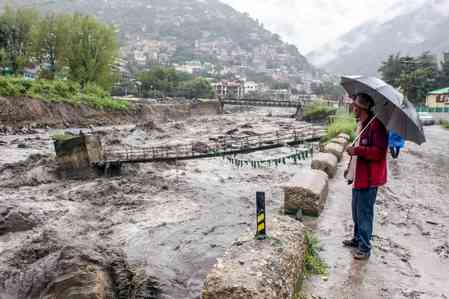 Cloudburst triggers massive destruction in Himachal’s Kinnaur, vehicles swept away