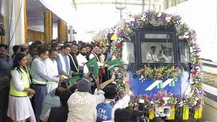 Metro line connecting Thane to Mumbai to be operational by 2026-end, says CM Fadnavis