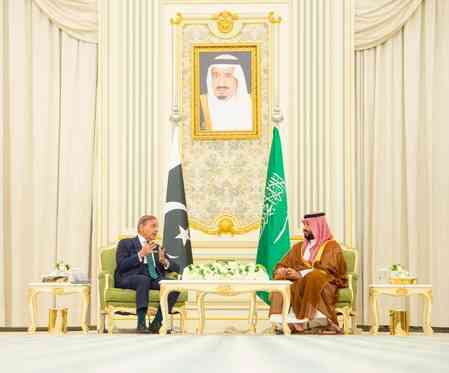 Saudi Arabia-Pakistan pact showcases asymmetric alliance as 'junior partner' bears heavier load: Report