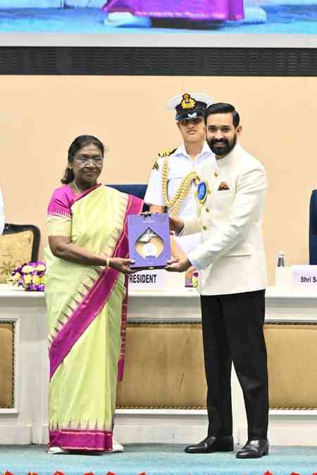 Vikrant Massey calls receiving National Award for Best Actor his 'proudest moment'