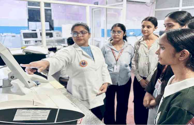 KMVites gain Hands-On experience in Medical Technology at Sacred Heart Hospital