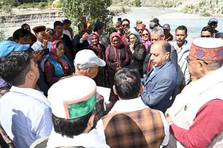High-prized veggies rotting in Lahaul for delay in restoring roads: Ex-Himachal CM Jairam Thakur (IANS Interview) 