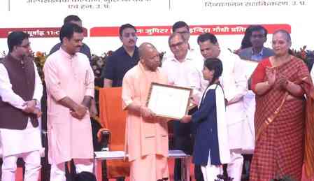 CM Yogi distributes scholarships to nearly 4 lakh students, says discrimination in scheme has ended