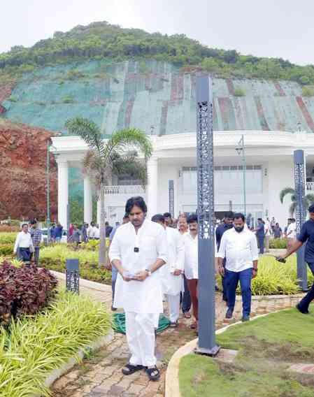 Down with viral fever, Pawan Kalyan to undergo treatment in Hyderabad