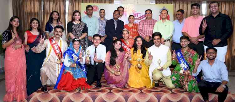 Fresher’s Day at IHM - Anju and Mehndi get the title of Miss Fresher