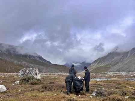 Showcasing valor and commitment to nature, Indian Army soldiers scale Mount Gorichen in Arunachal
