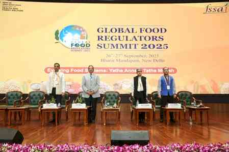 Minister lauds FSSAI for training more than 3 lakh street food vendors
