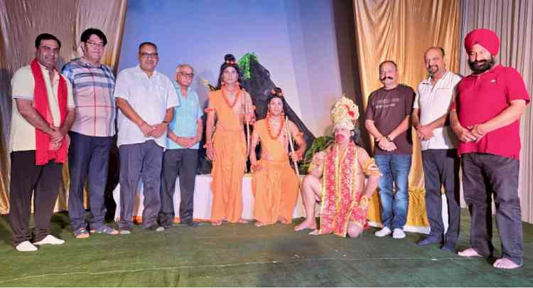 Shri Ramleela Organized in Rajguru Nagar; Pawan Dewan Seeks Blessings of Lord Shri Ram