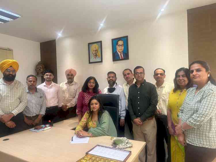 Khushbu Bansal Joined as Director of Punjab Infotech