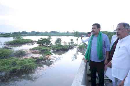 Cong govt busy conducting caste census, priority should be farmers: K'taka BJP