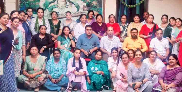 डोमेन कौशल प्रशिक्षण नवीनीकरण सर्टिफिकेशन प्रोग्राम आयोजित