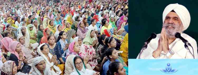 ईश्वर-प्राप्ति के परम उद्देश्य की ओर मार्गदर्शन करते हैं संतः राजिंदर सिंह महाराज