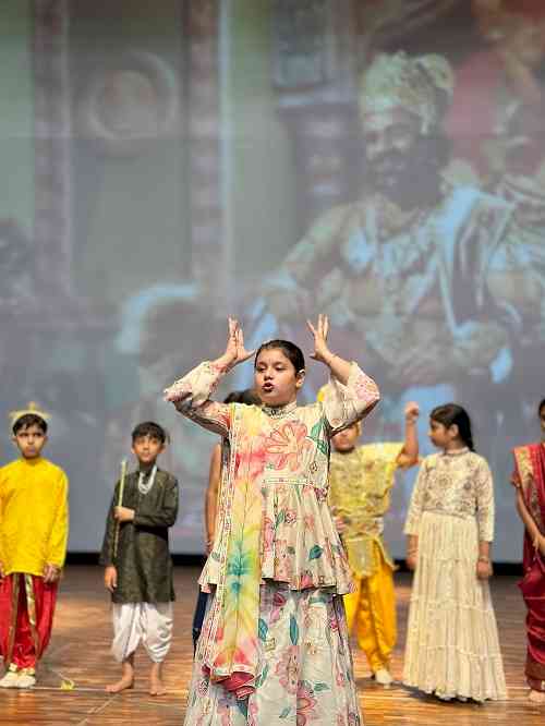 Ivy World School, under the aegis of the Vasal Education celebrated “Dussehra Celebration”