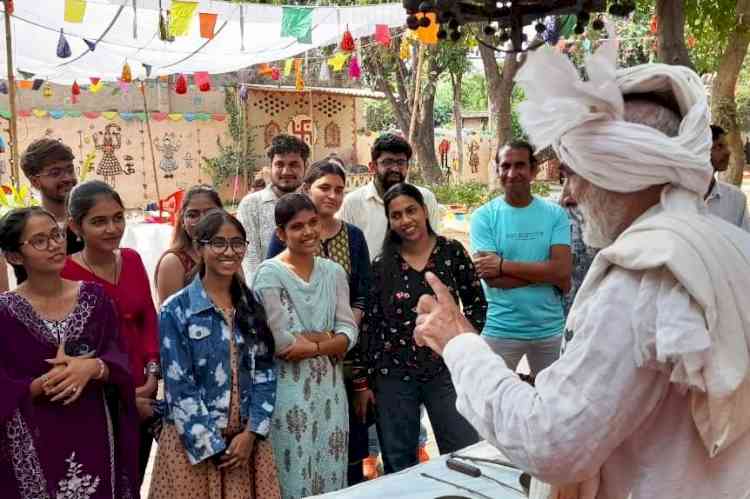 पत्रकारिता विभाग के विद्यार्थियों ने जानी हरियाणा की सांस्कृतिक विरासत