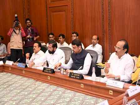 CM Fadnavis seeks completion of infra-related work for Simhastha Kumbh Mela with quality and speed