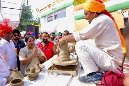 Welfare of Prajapati community a top priority: Delhi CM Rekha Gupta