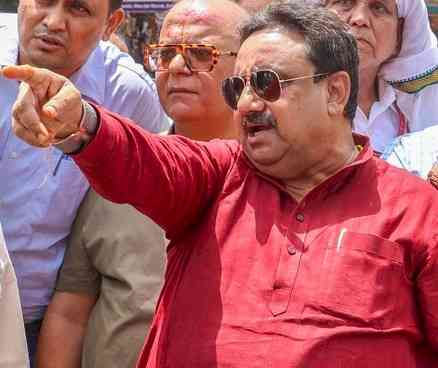 'Kejriwal changes colours like chameleon': BJP MP Khandelwal on AAP ruling out alliance with Cong in Goa