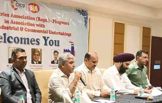 Small Industries and CICU Join Hands to Strengthen Regional Industry Collaboration