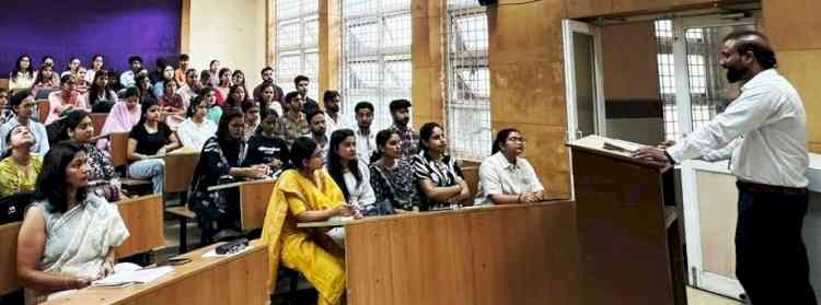 मानसिक स्वास्थ्य जागरूकता सत्र आयोजित