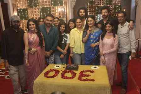 Ayushi Khurana calls 300-episode milestone of ‘Jaane Anjaane Hum Mile’ surreal