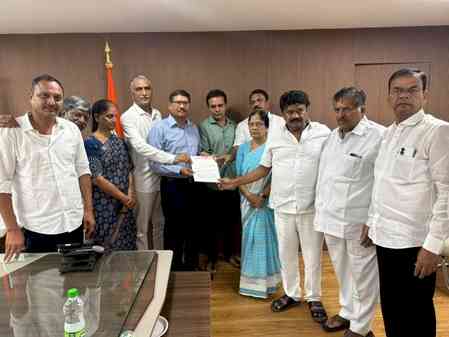 BRS leaders stage protest over bus fare hike in Hyderabad