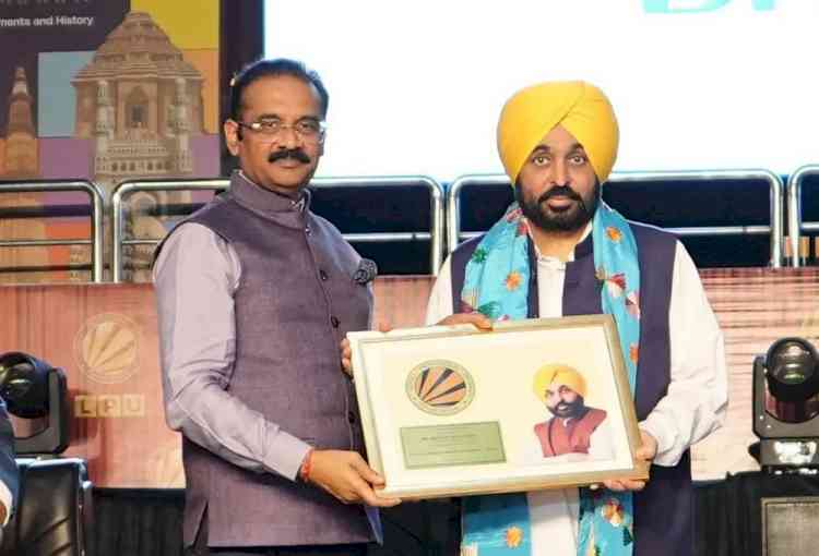 Arvind Kejriwal and CM Bhagwant Mann Participated in LPU’s ‘One India Fest’, Grand Display of Indian Cultural Unity