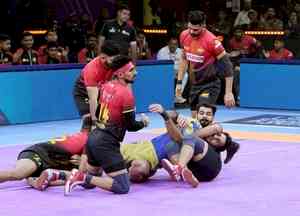 PKL 12: Akshit’s Super 10 guides Dabang Delhi to double over Gujarat Giants