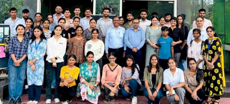 भौतिकी विभाग में विश्व अंतरिक्ष सप्ताह 2025 प्रारंभ