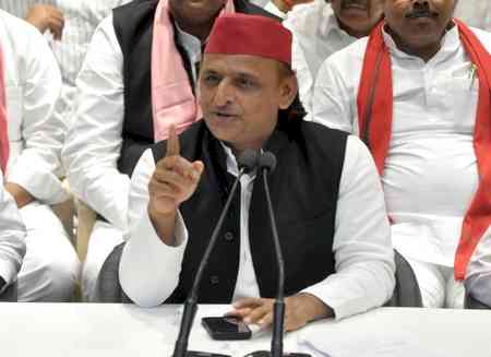 16-hour blackout: Akhilesh Yadav's Facebook page returns, SP cries foul