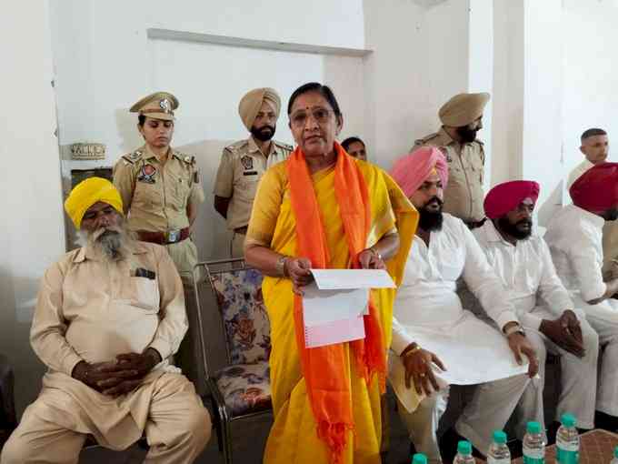 Union Minister of State Nimuben Jayantibhai Bambhaniya Visits Flood-Affected Villages in Ludhiana