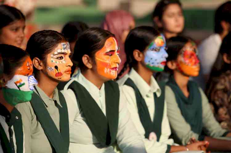 Creative Strokes Shine at Face Painting Competition During Saras Festival 2025