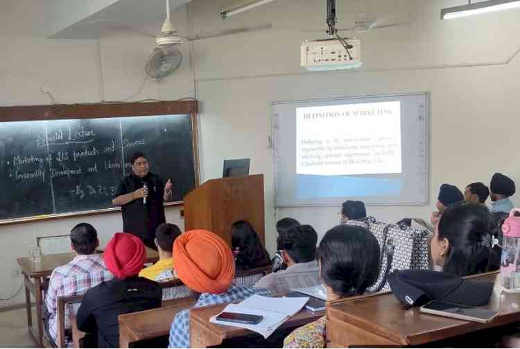 Special lectures on “Marketing of LIS Products and Services: What, Why and How” and “Personality Development and Librarianship”