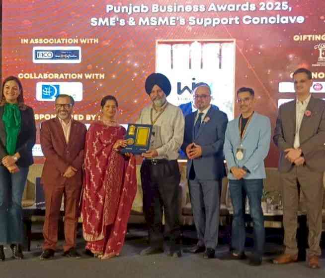 Gurmeet Singh Kular Honoured with Award of Excellence at Punjab Business Awards 2025