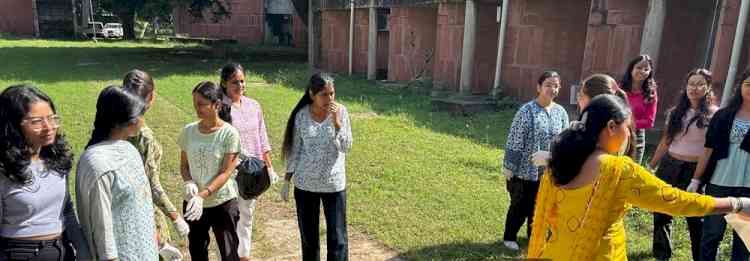 Swachhta Diwas organised by Department of Library and Information Science at PU