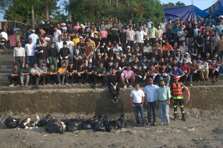 Ganga Canal Cleaning Drive as part of Community Outreach at IIT Roorkee