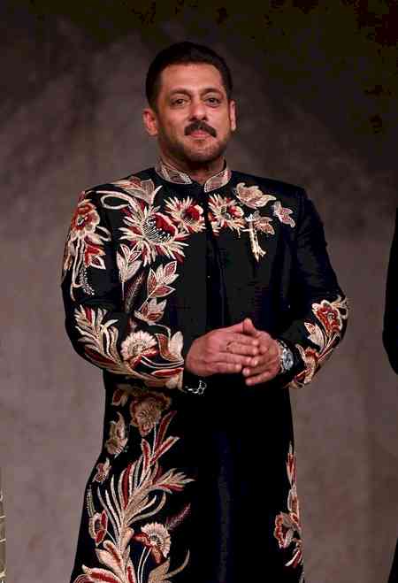 Salman Khan turns showstopper, walks the ramp in black sherwani 