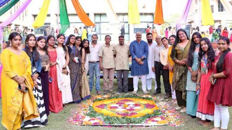 Faculty of Visual Arts Celebrates ‘Diwali Sangam’ with Colours, Culture, and Creativity