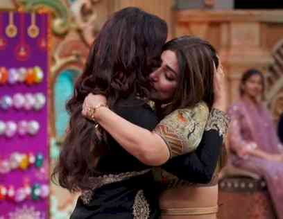 Hina Khan, Sonali Bendre hug and cry recollecting their Cancer journey on Pati Patni Aur Panga 