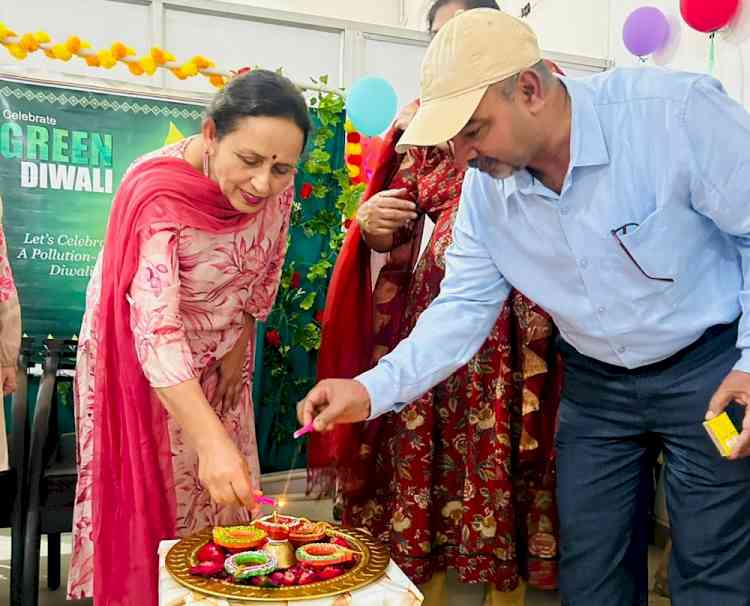 Lyallpur Khalsa College Celebrates Eco-Friendly ‘Green Diwali’