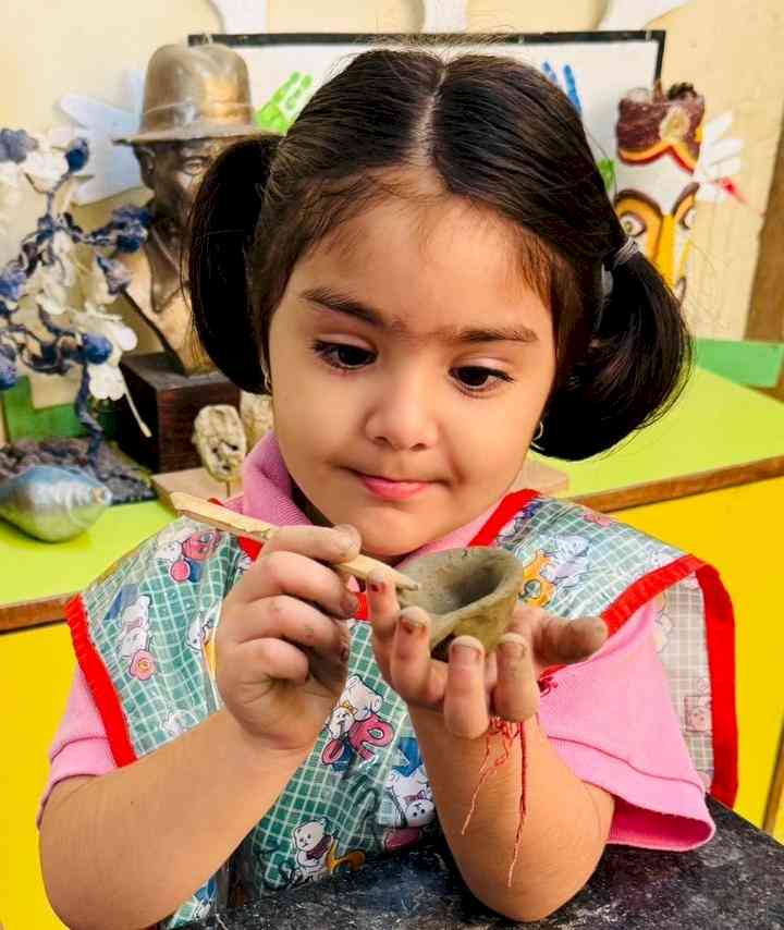 Ivy World School Celebrates an Eco-Friendly and Joyous Diwali with Creativity and Unity