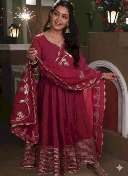 Shubhangi Atre's Diwali traditions include making rangoli & cooking festive delicacies