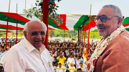 Gujarat CM campaigns in Bihar, urges voters to re-elect NDA