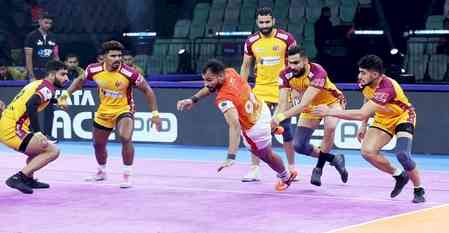 PKL 12: Telugu Titans overcome Puneri Paltan to seal top-eight spot