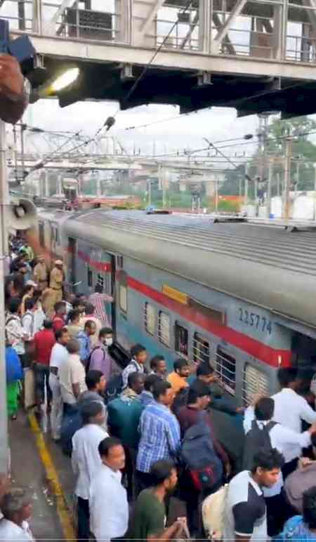 Special trains between Secunderabad and Delhi's Hazrat Nizamuddin to clear festive rush