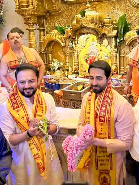 Ayushmann Khurrana seeks blessings at Siddhivinayak temple as ‘Thamma’ becomes his career’s best opening film