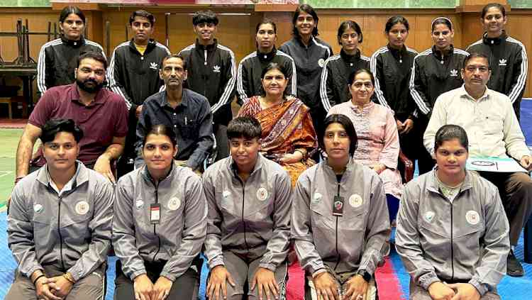 कारगिल में होने वाले नॉर्थ जोन इंटर यूनिवर्सिटी टूर्नामेंट में भाग लेगी महिला कबड्डी टीम